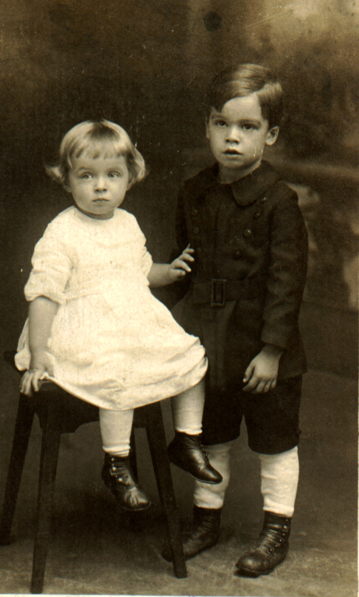  Christine & Robert Harbert children of Hallie Harbert & Sylvia Marsh 