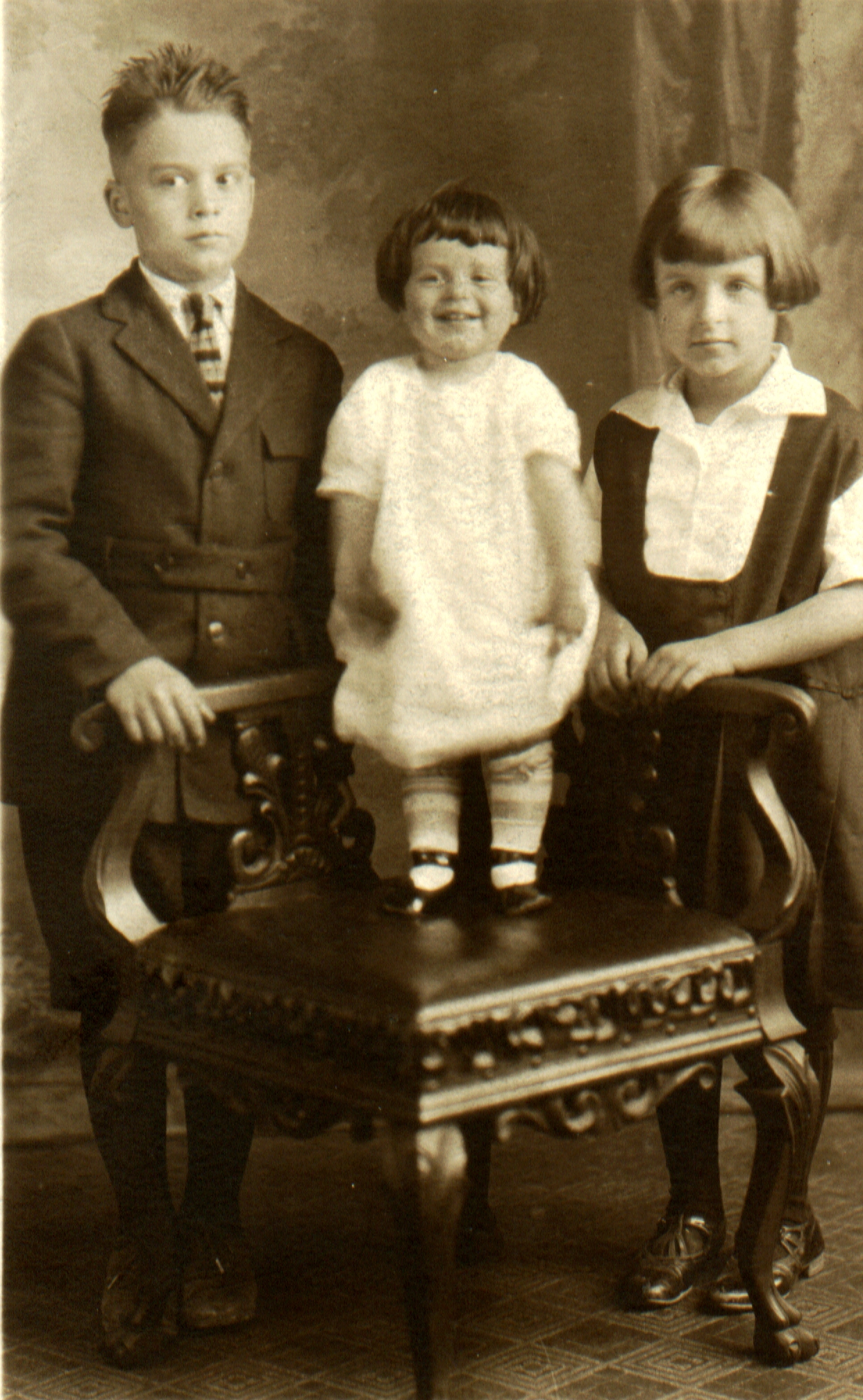  Bob, Annette & Chris children of Hallie Lafayette Harbert 