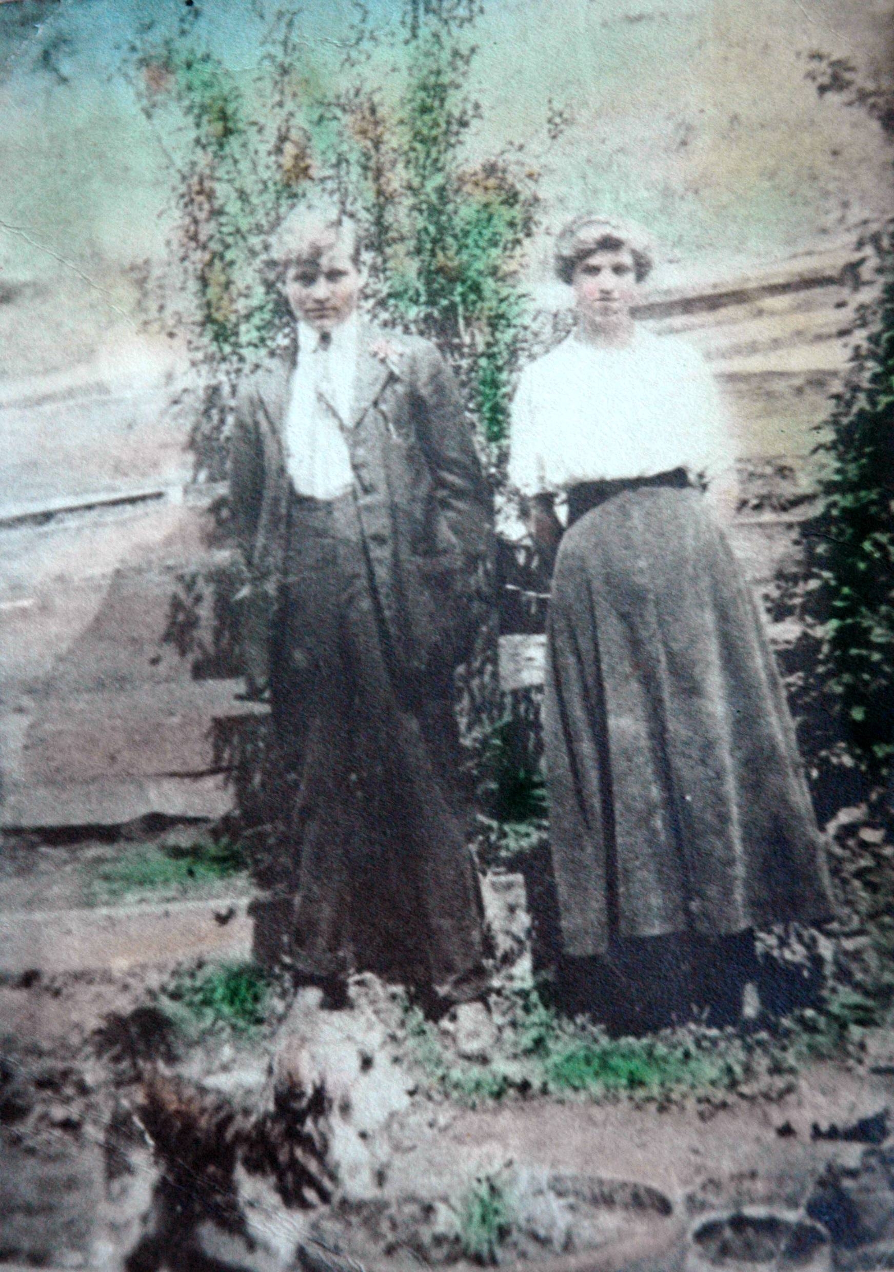 Clyde Calvin & Maude Harbert - circa 1916-18  