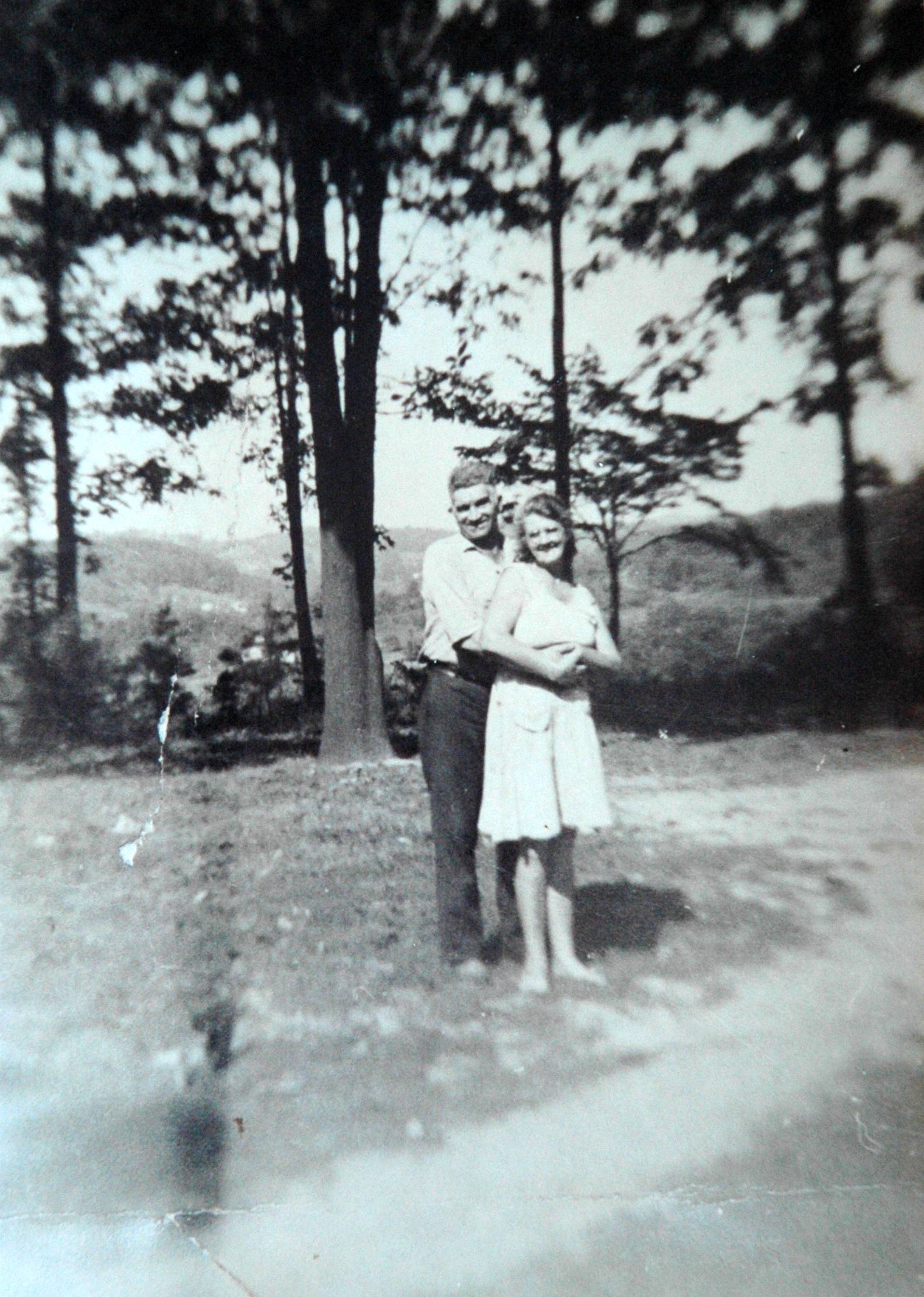  Clyde Calvin & Maude Harbert 