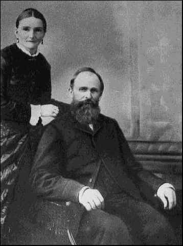  Josiah & Martha Jane (Goul) Harbert (about 1890) 