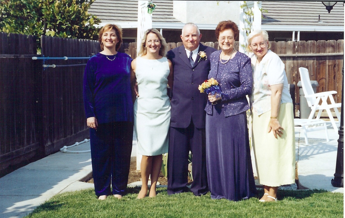  Don & Wanda Harbert (center) & daughers Sandy (Valadas), Cheryl Beth (Stai) & DeEtte (Midel) 