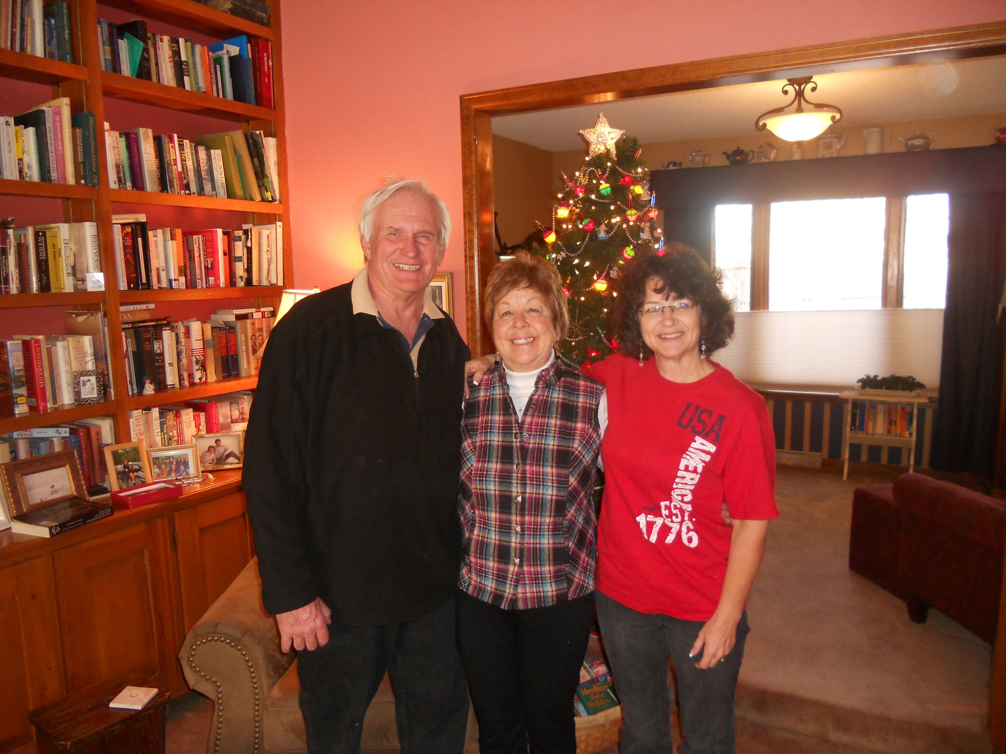  Chum & Eileen Harbert-Convery with cousin Susan Rollis-Brenner 