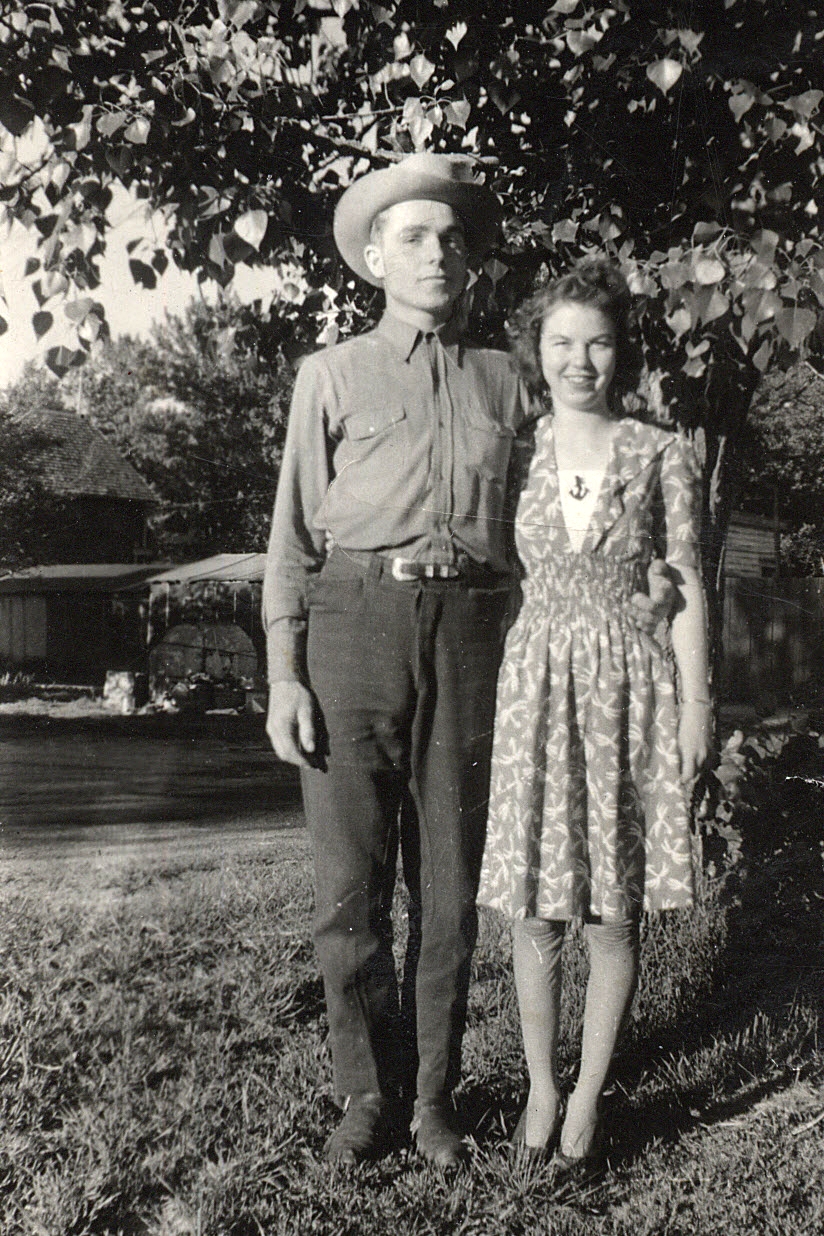  Jim & Myrlyn Harbert (about 1945) 