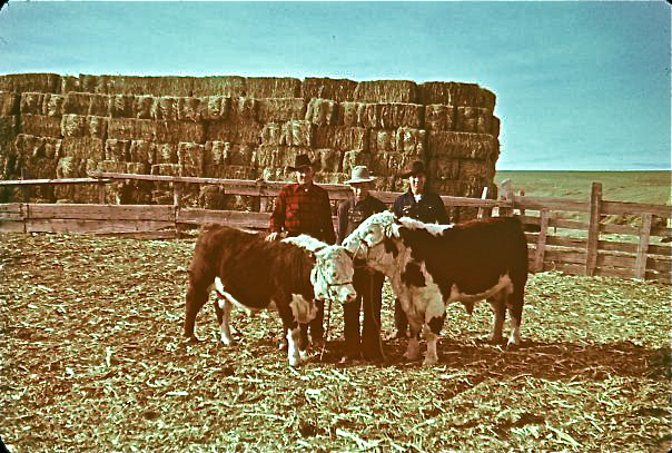  Davy Harbert (center) with sons Bob & Dick 