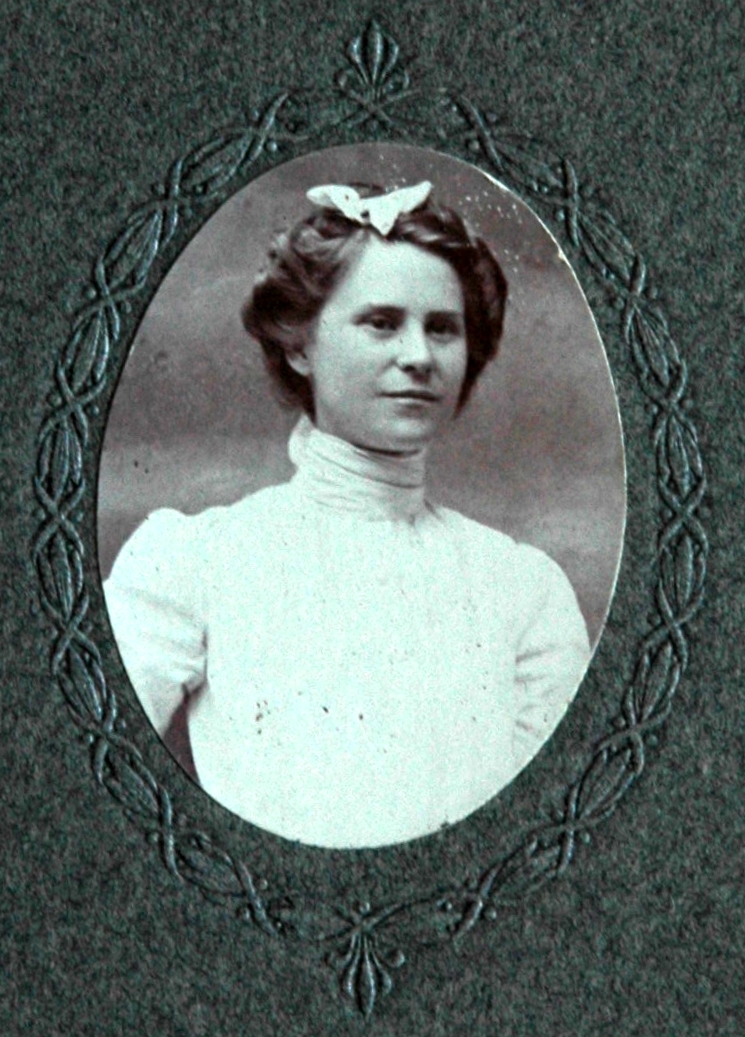 Eva Virginia Harbert-McGowan 
